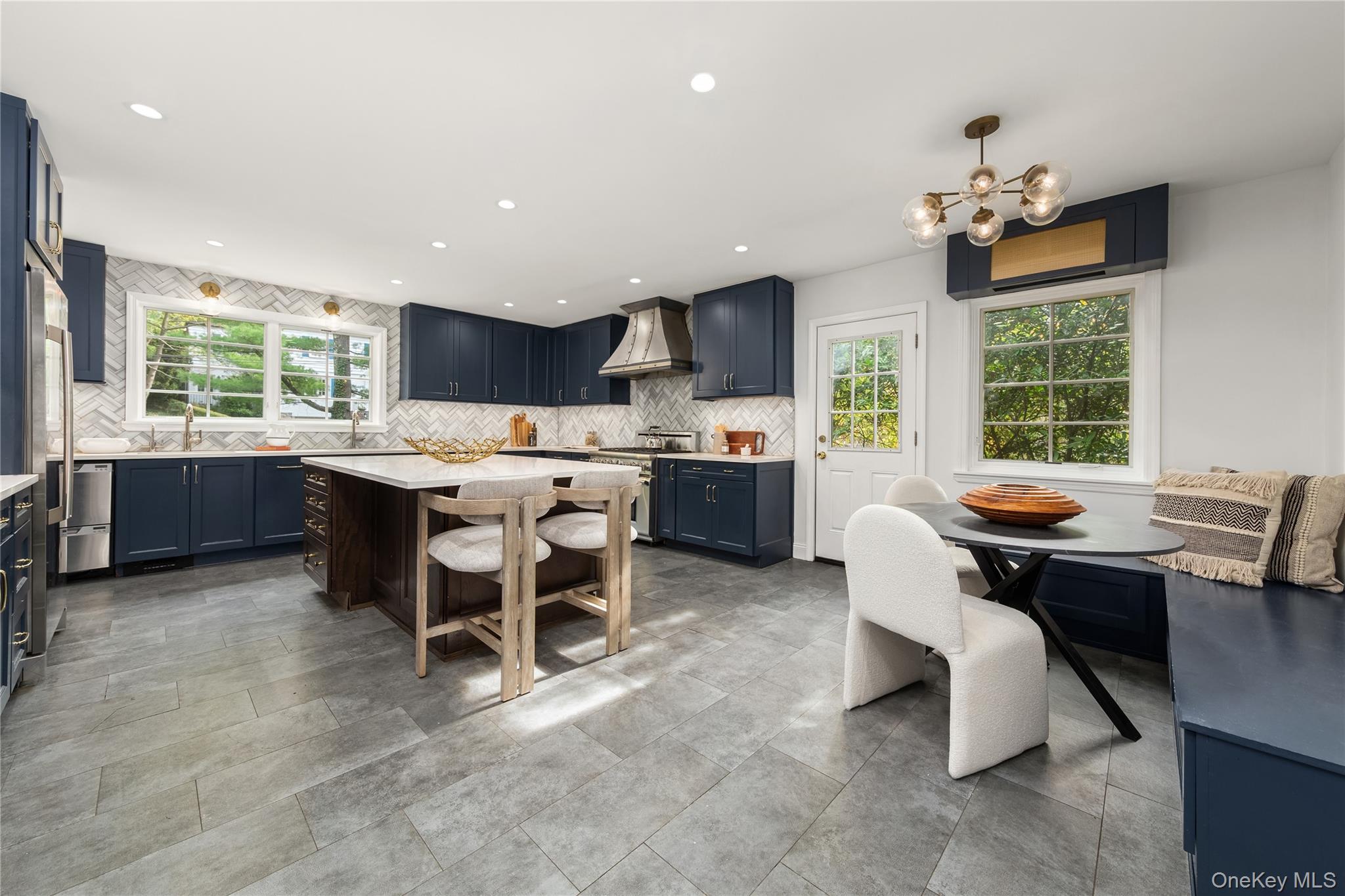 4725 Independence Avenue, Bronx, NY 10471