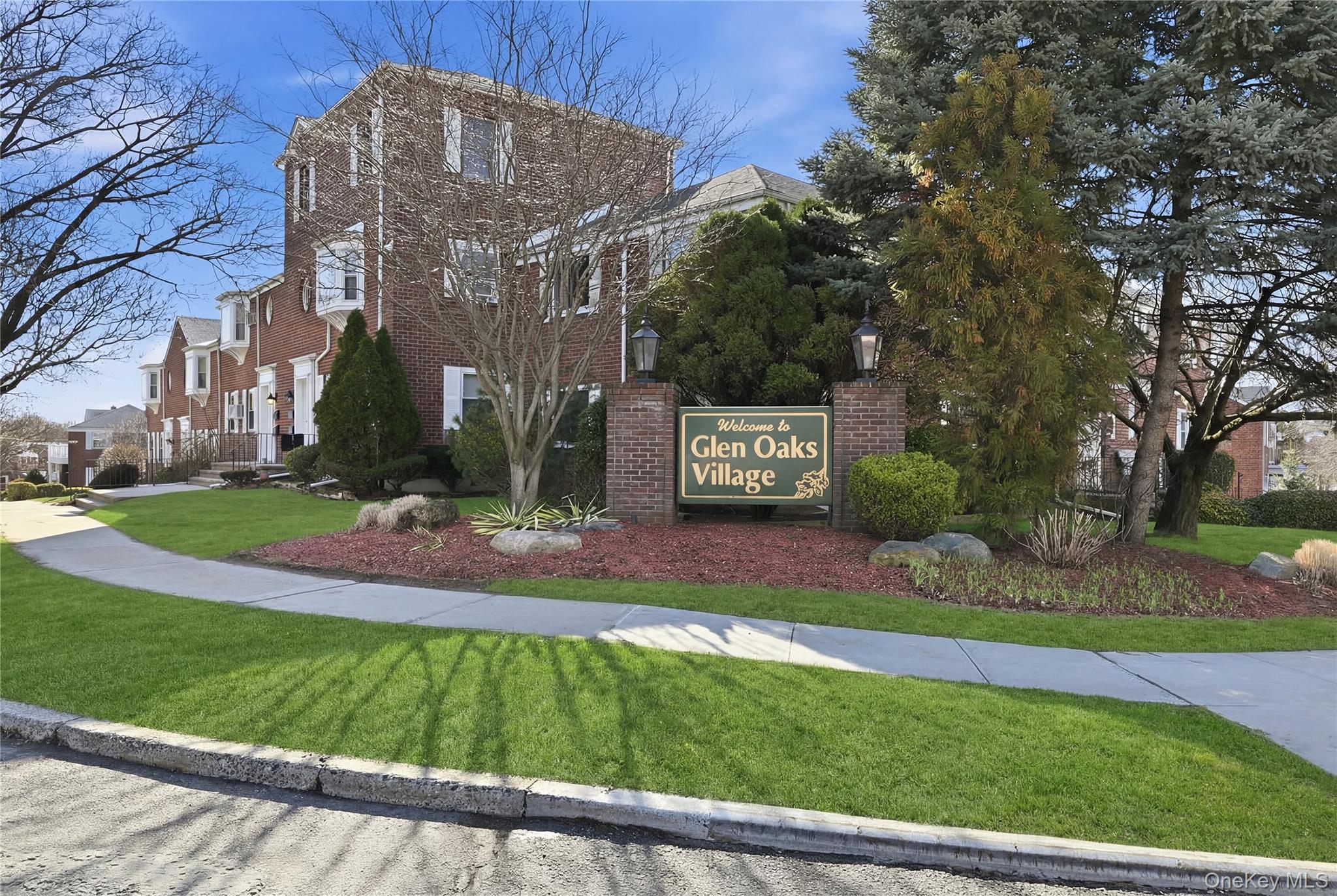 260-55 Union Turnpike # B, Glen Oaks, NY 11004