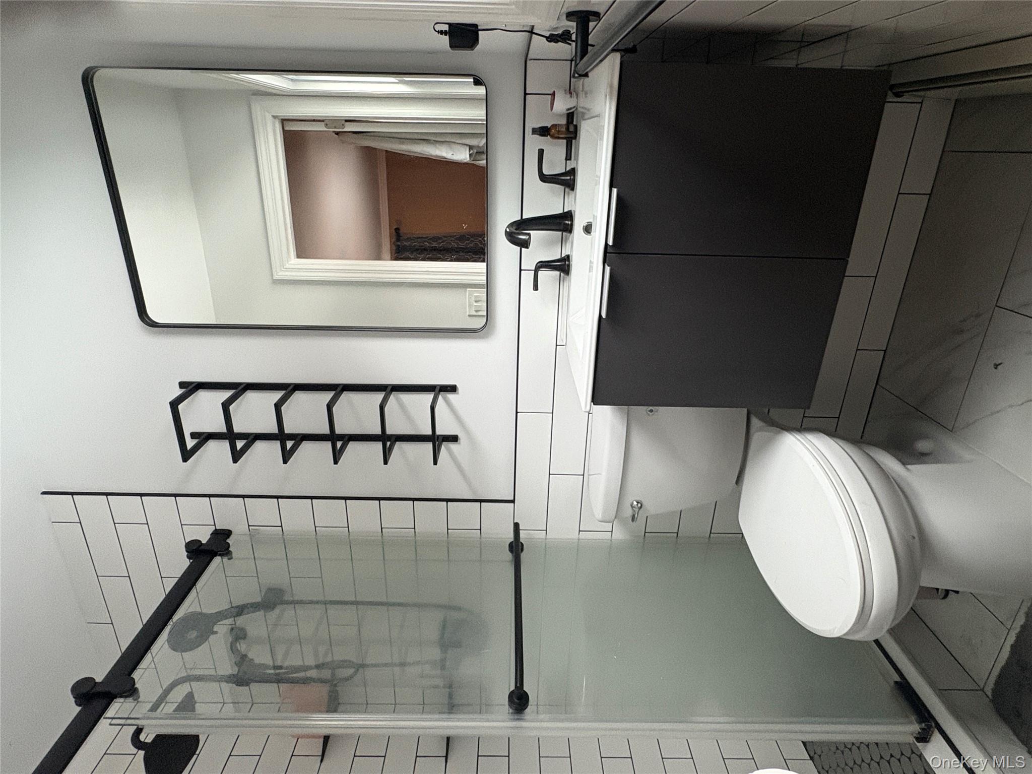 4429 Express Drive N, Ronkonkoma, NY 11779