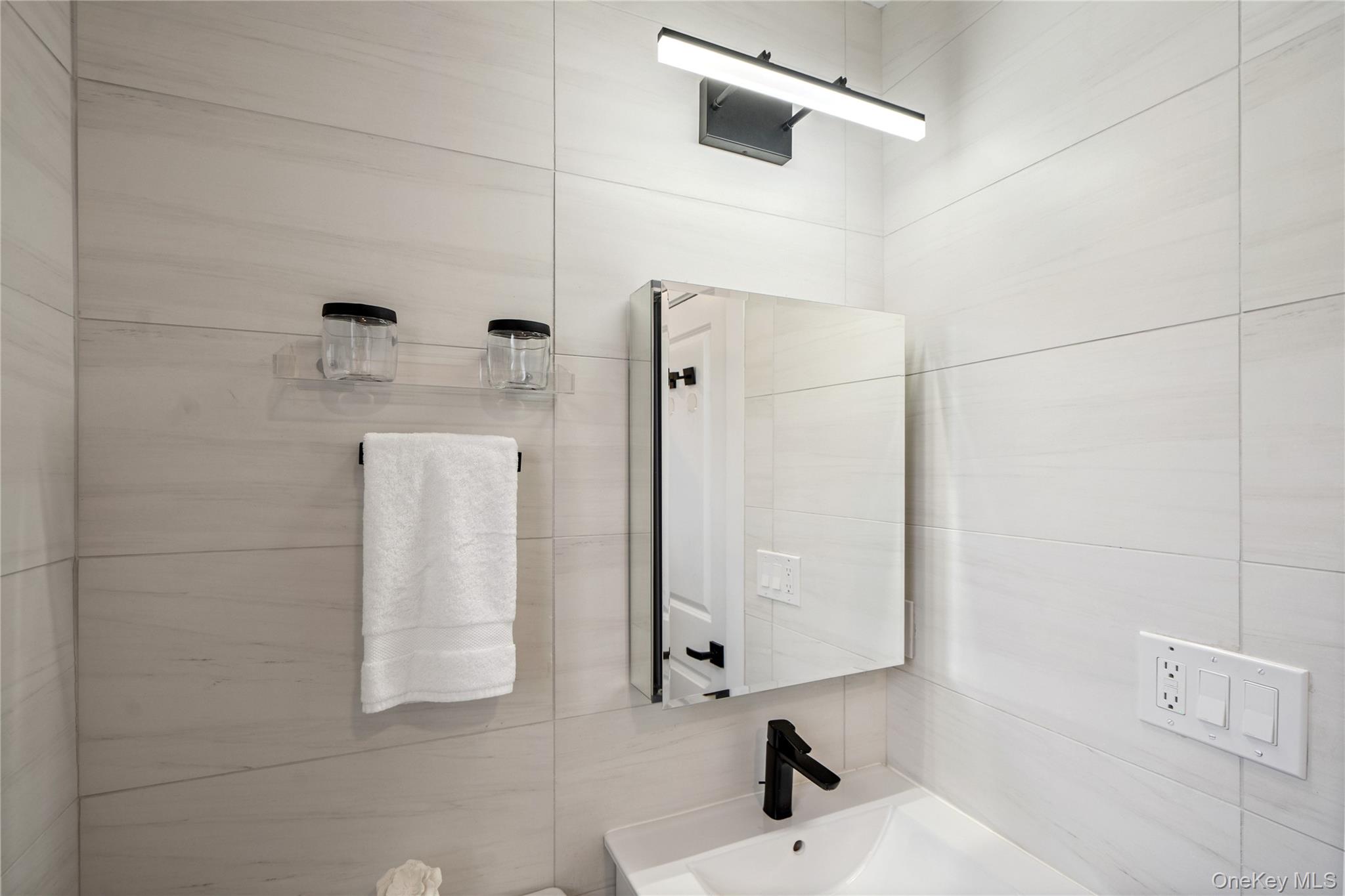 36 Stauber Drive, Plainview, NY 11803