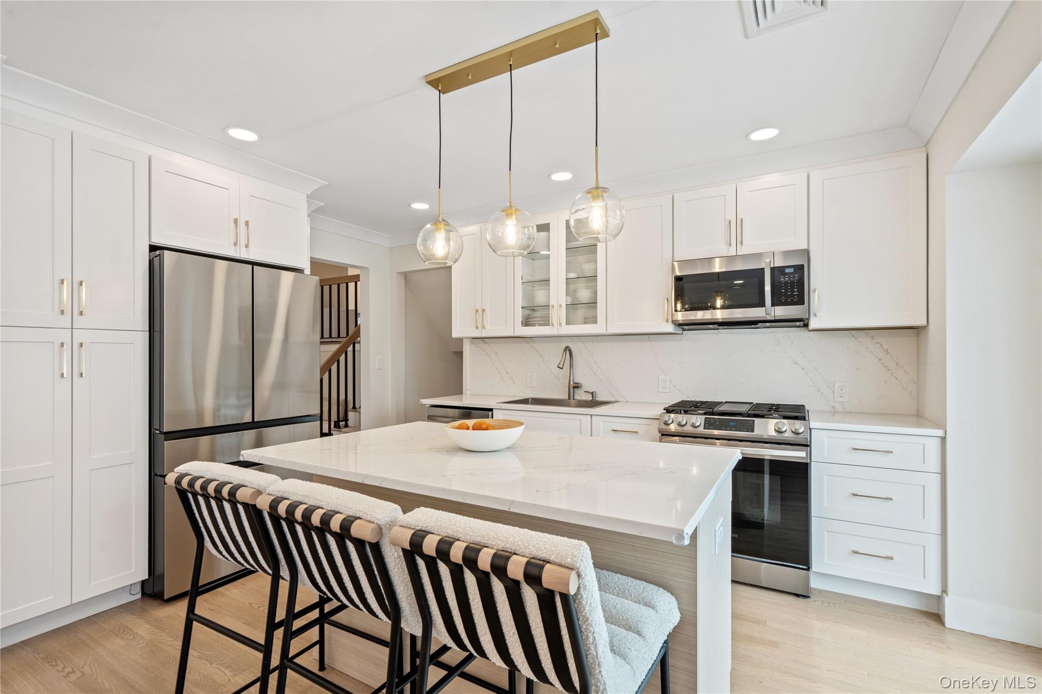 36 Stauber Drive, Plainview, NY 11803