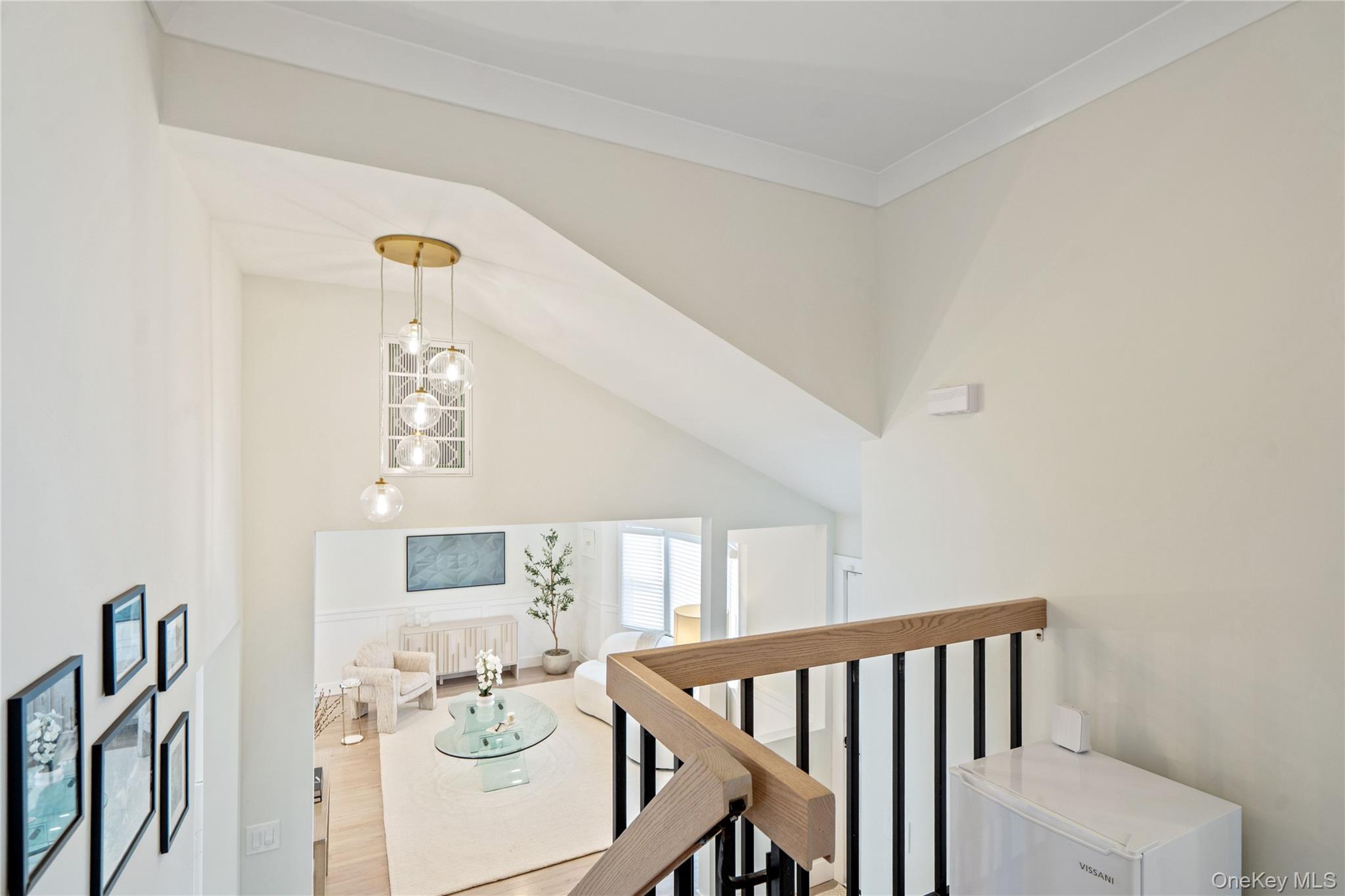 36 Stauber Drive, Plainview, NY 11803