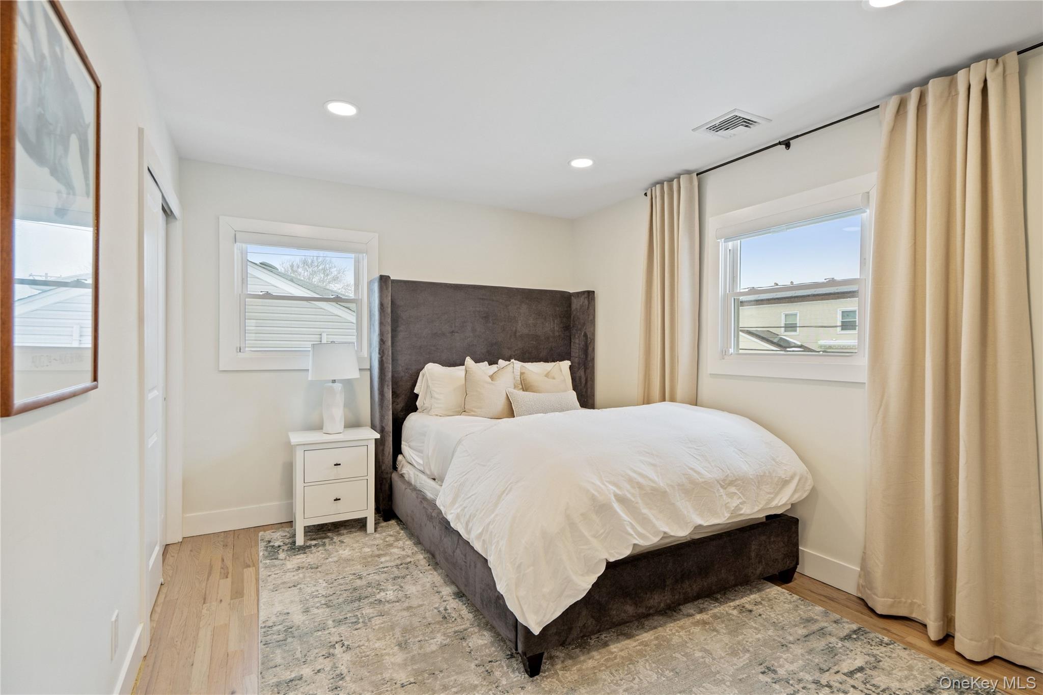 36 Stauber Drive, Plainview, NY 11803