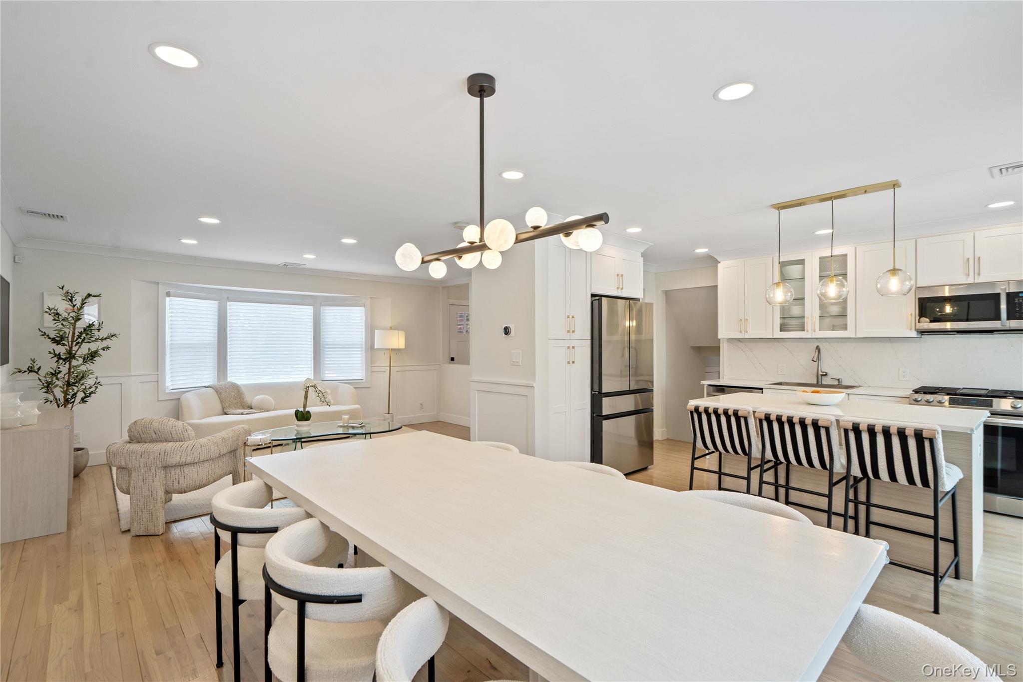 36 Stauber Drive, Plainview, NY 11803