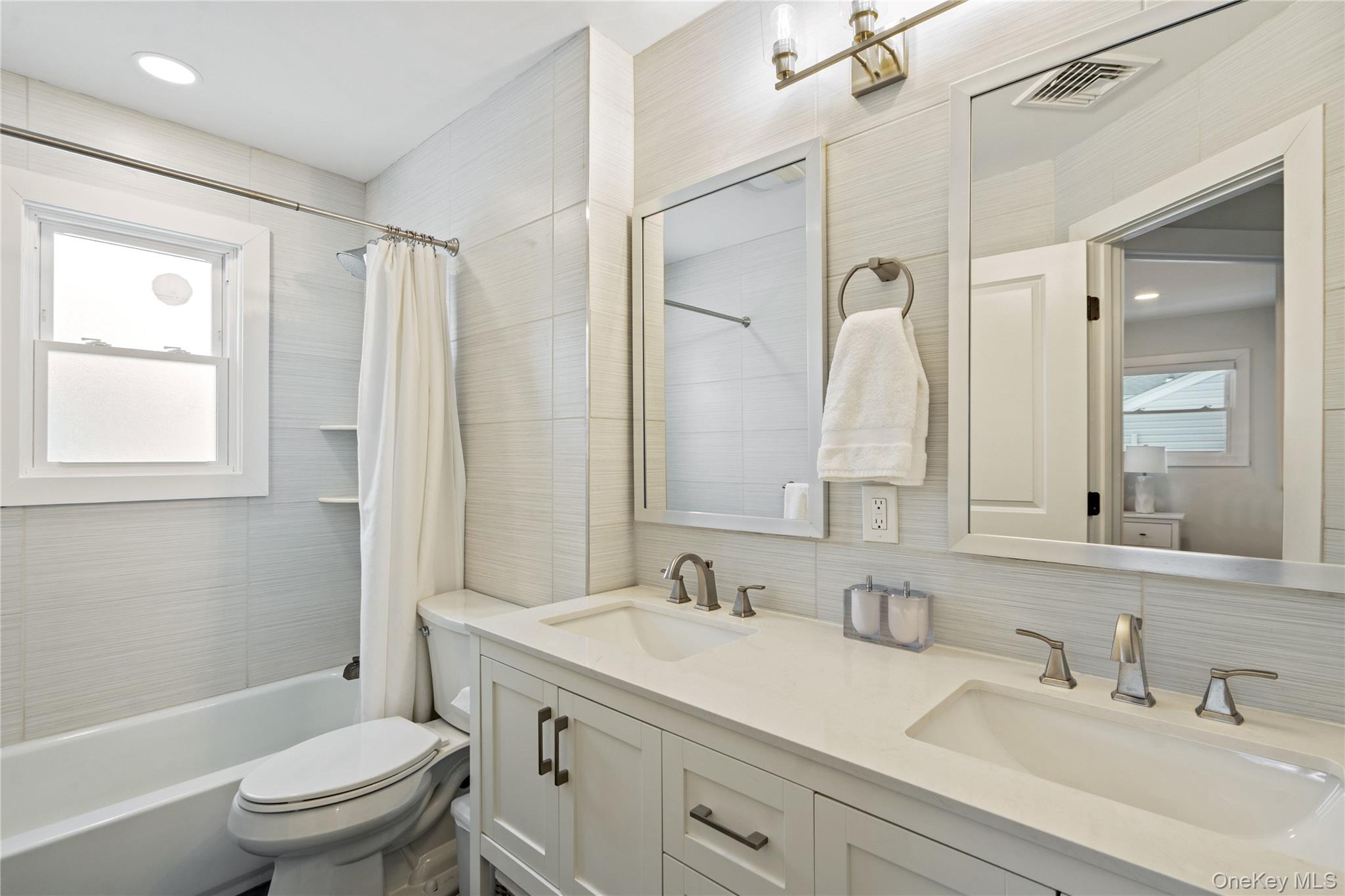 36 Stauber Drive, Plainview, NY 11803