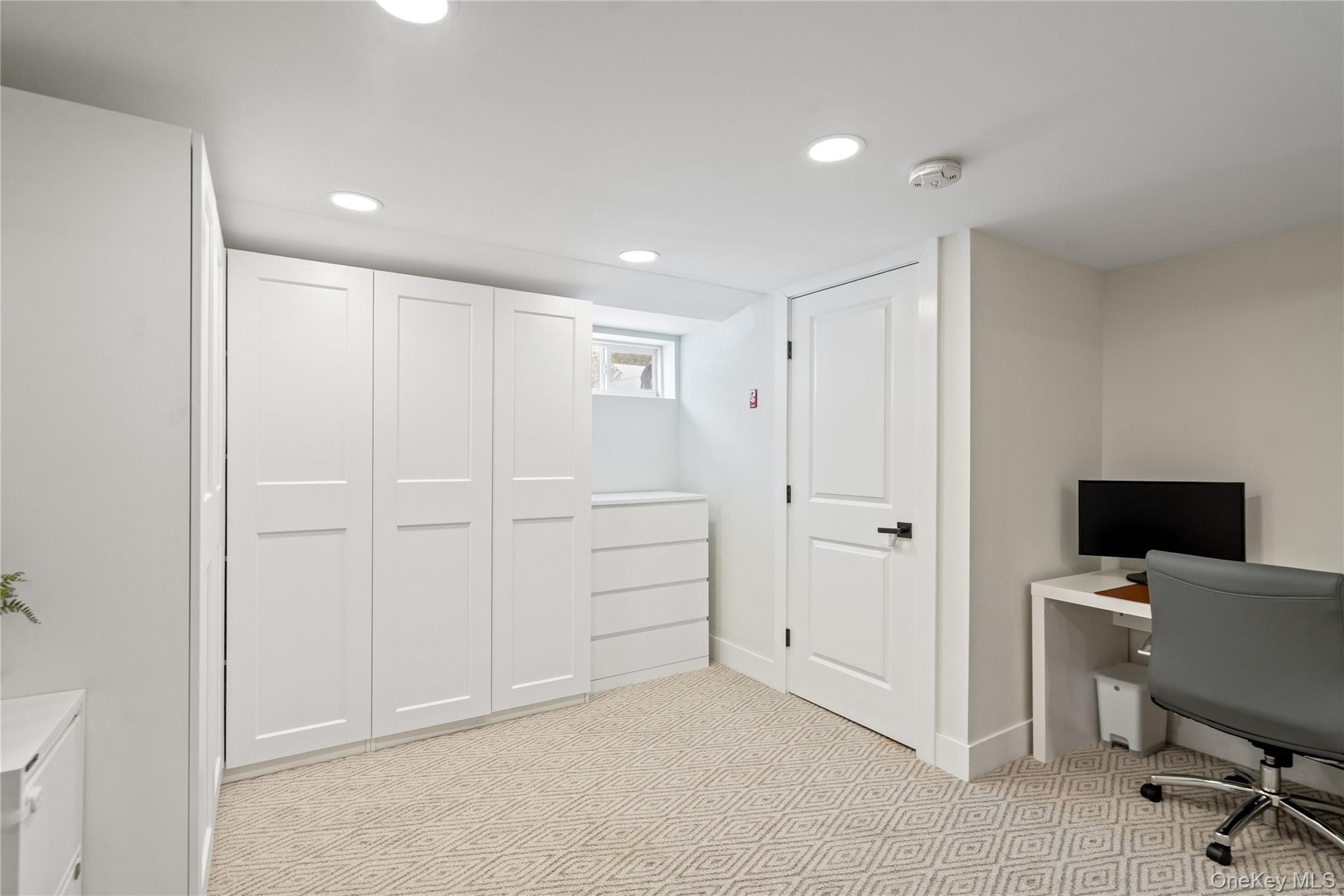 36 Stauber Drive, Plainview, NY 11803