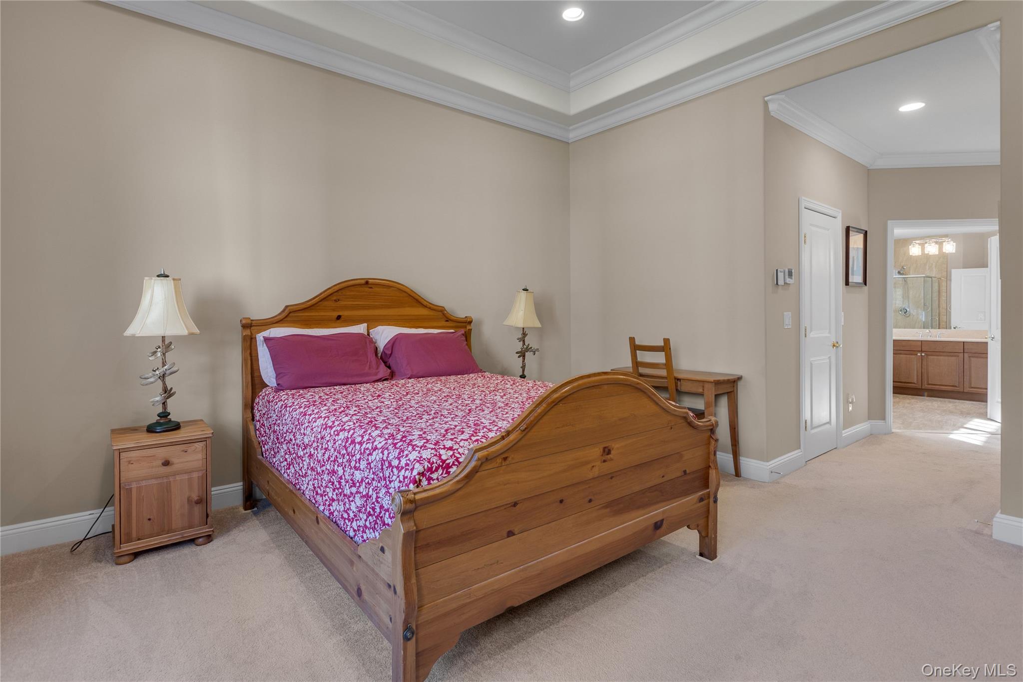 39 Hamlet Woods Drive, Saint James, NY 11780