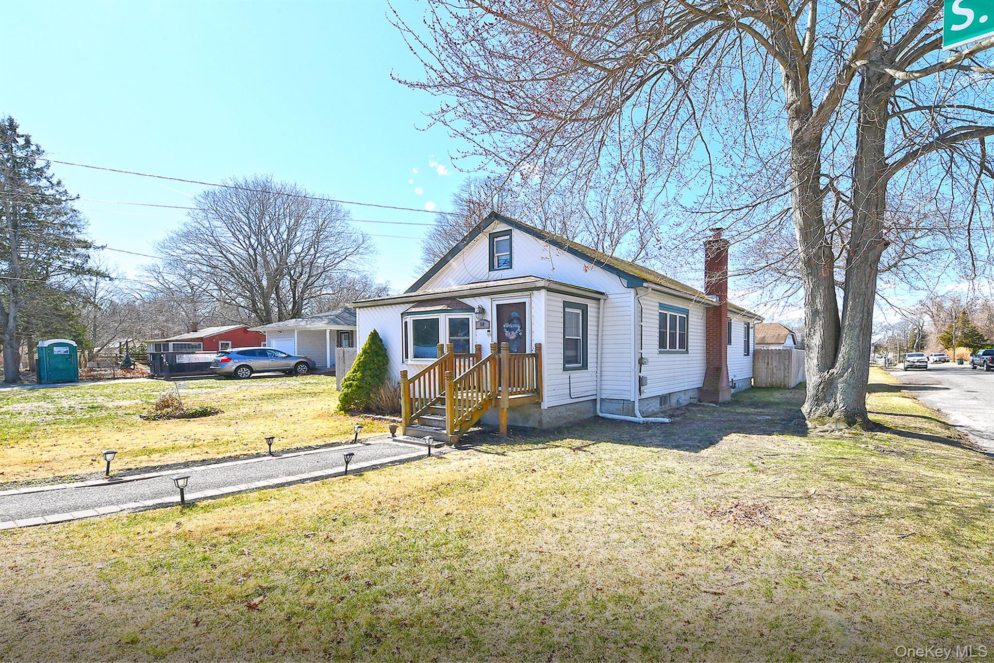 50 S Evergreen Drive, Selden, NY 11784