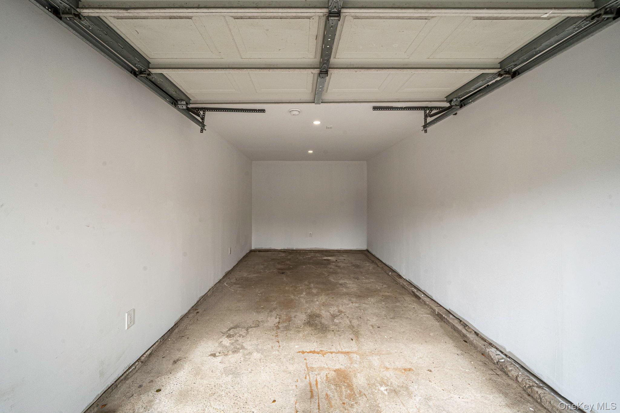 28 Nadel Drive, Riverhead, NY 11901