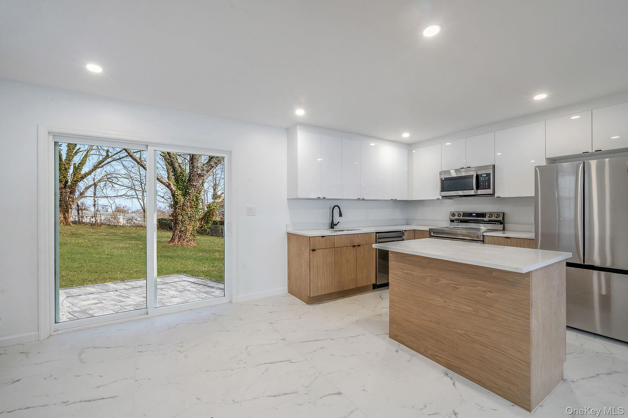 28 Nadel Drive, Riverhead, NY 11901