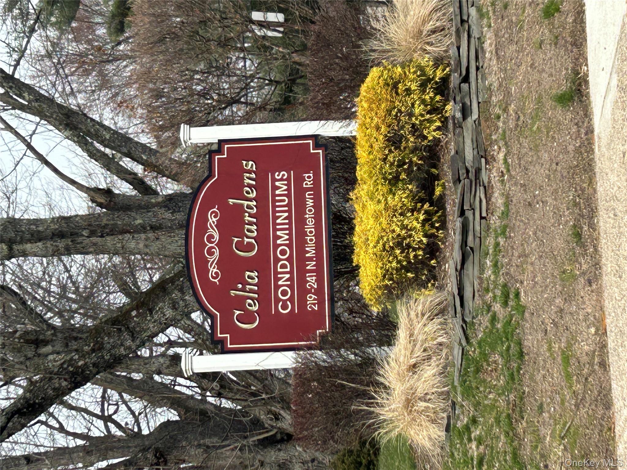 225 N Middletown Road # J, Pearl River, NY 10965