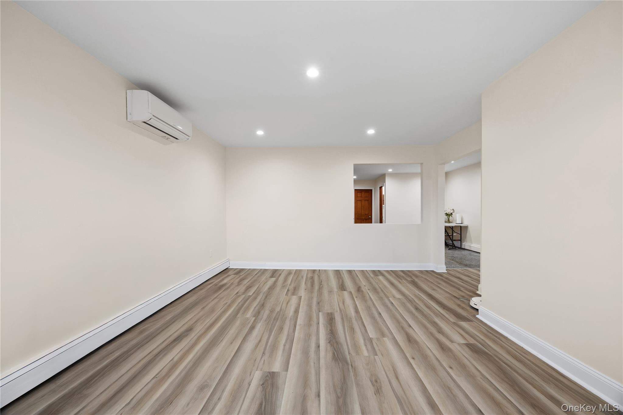 867 Kinsella Street, Bronx, NY 10462