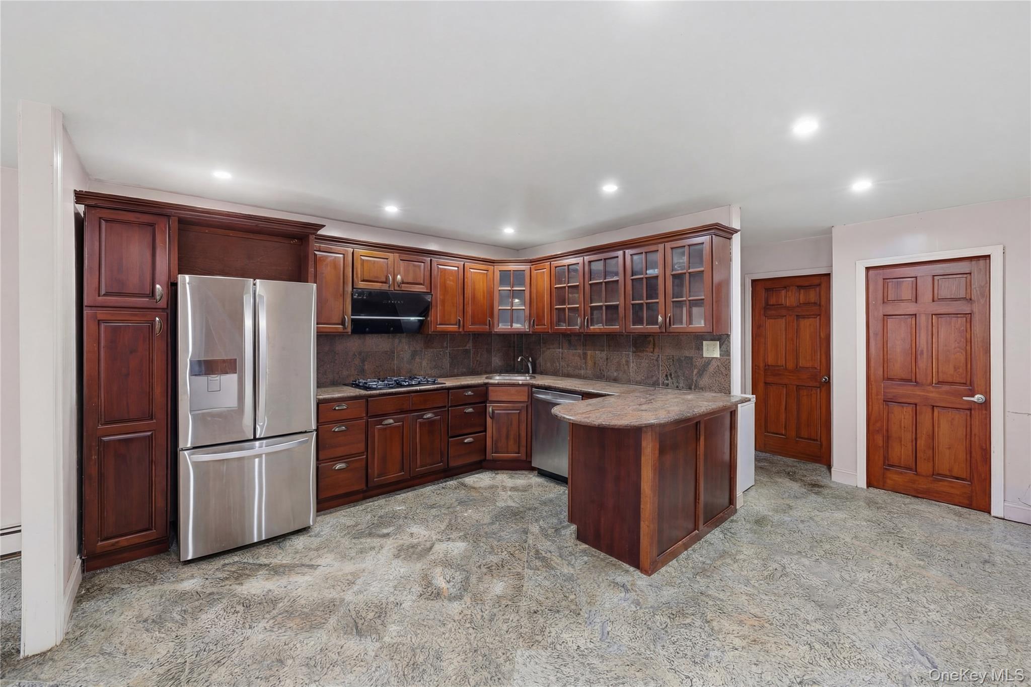 867 Kinsella Street, Bronx, NY 10462