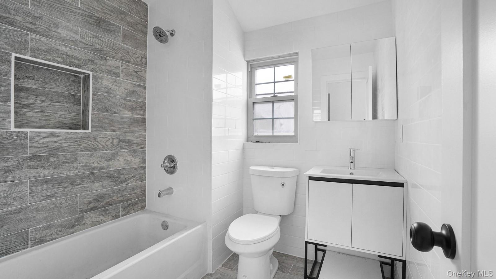 340 E 234th Street, Bronx, NY 10470