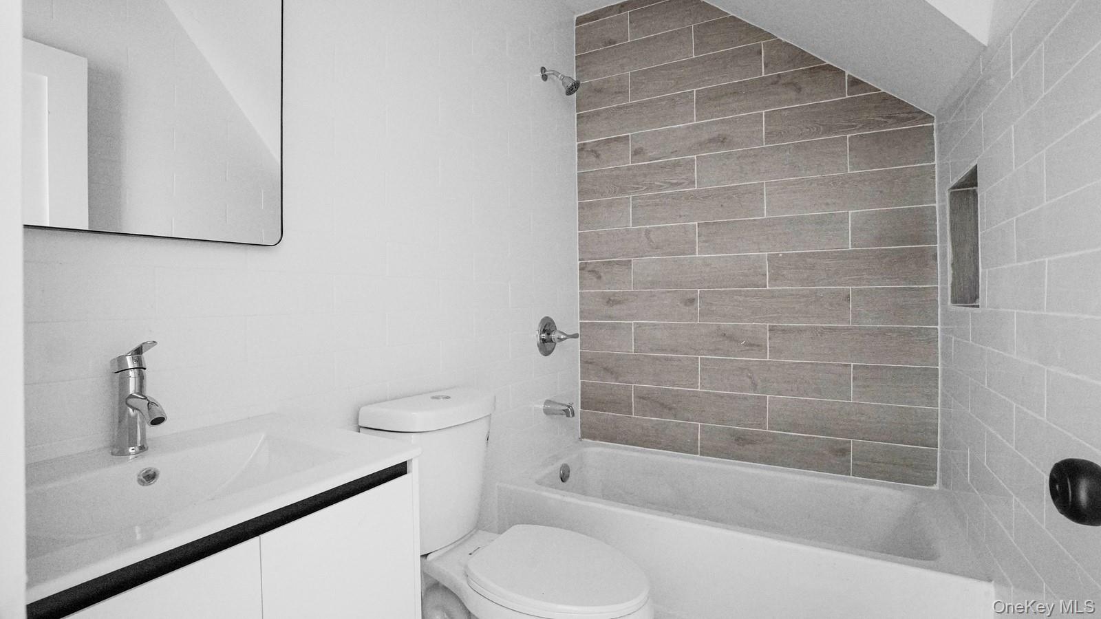 340 E 234th Street, Bronx, NY 10470