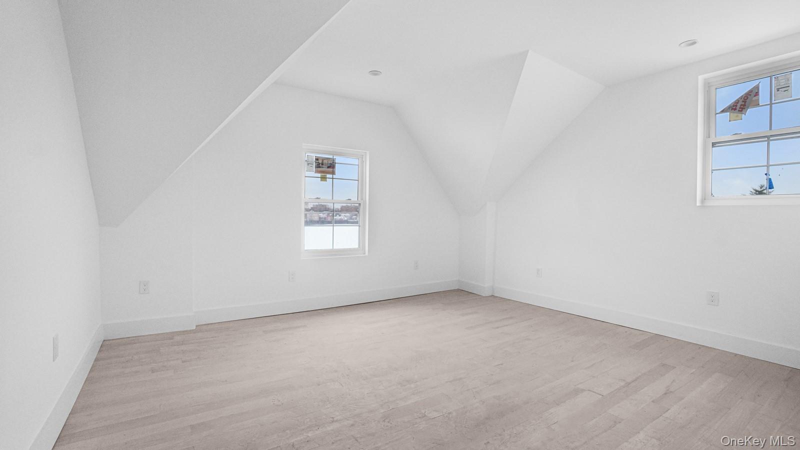 340 E 234th Street, Bronx, NY 10470