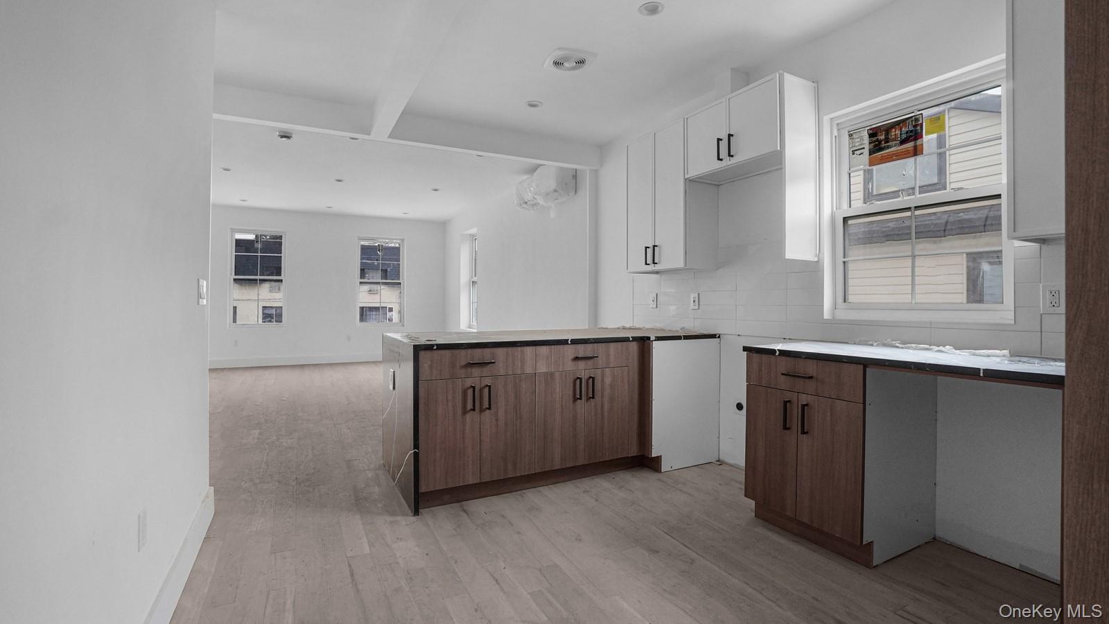 340 E 234th Street, Bronx, NY 10470