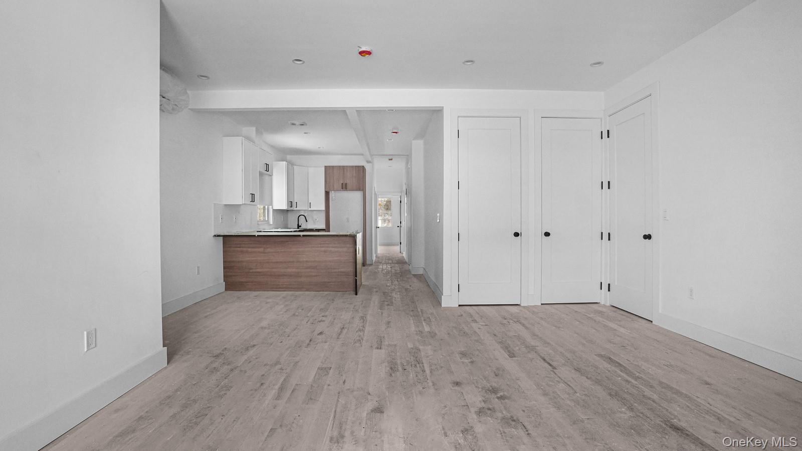 340 E 234th Street, Bronx, NY 10470