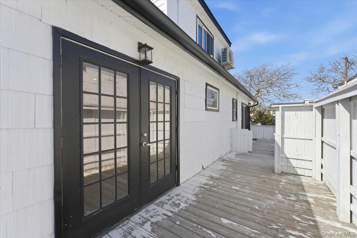 1895 Park Street, Atlantic Beach, NY 11509