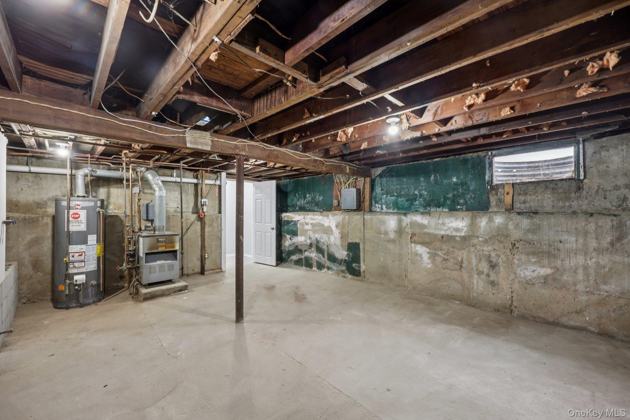 33 E Cherry Street, Central Islip, NY 11722