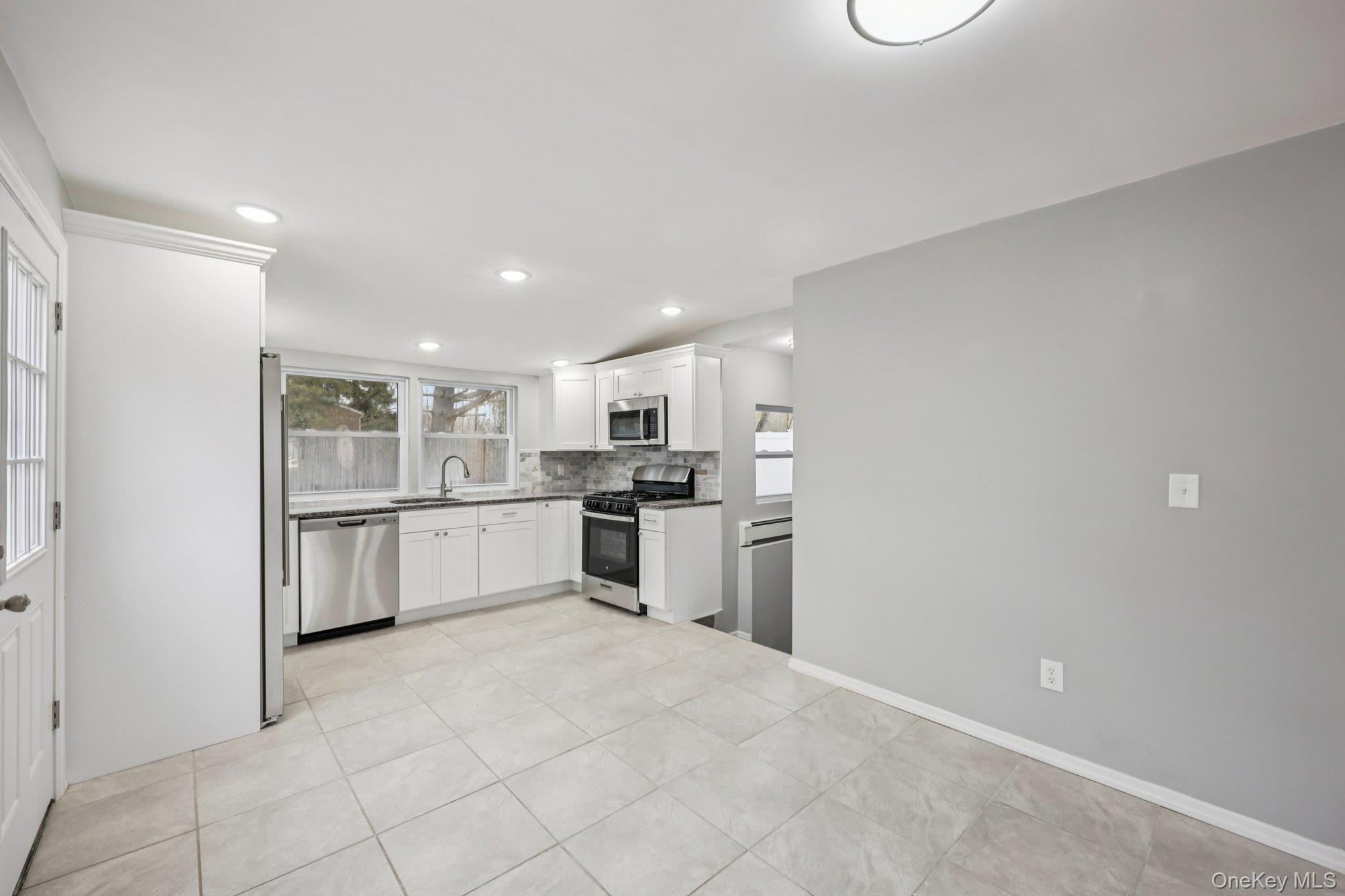 33 E Cherry Street, Central Islip, NY 11722