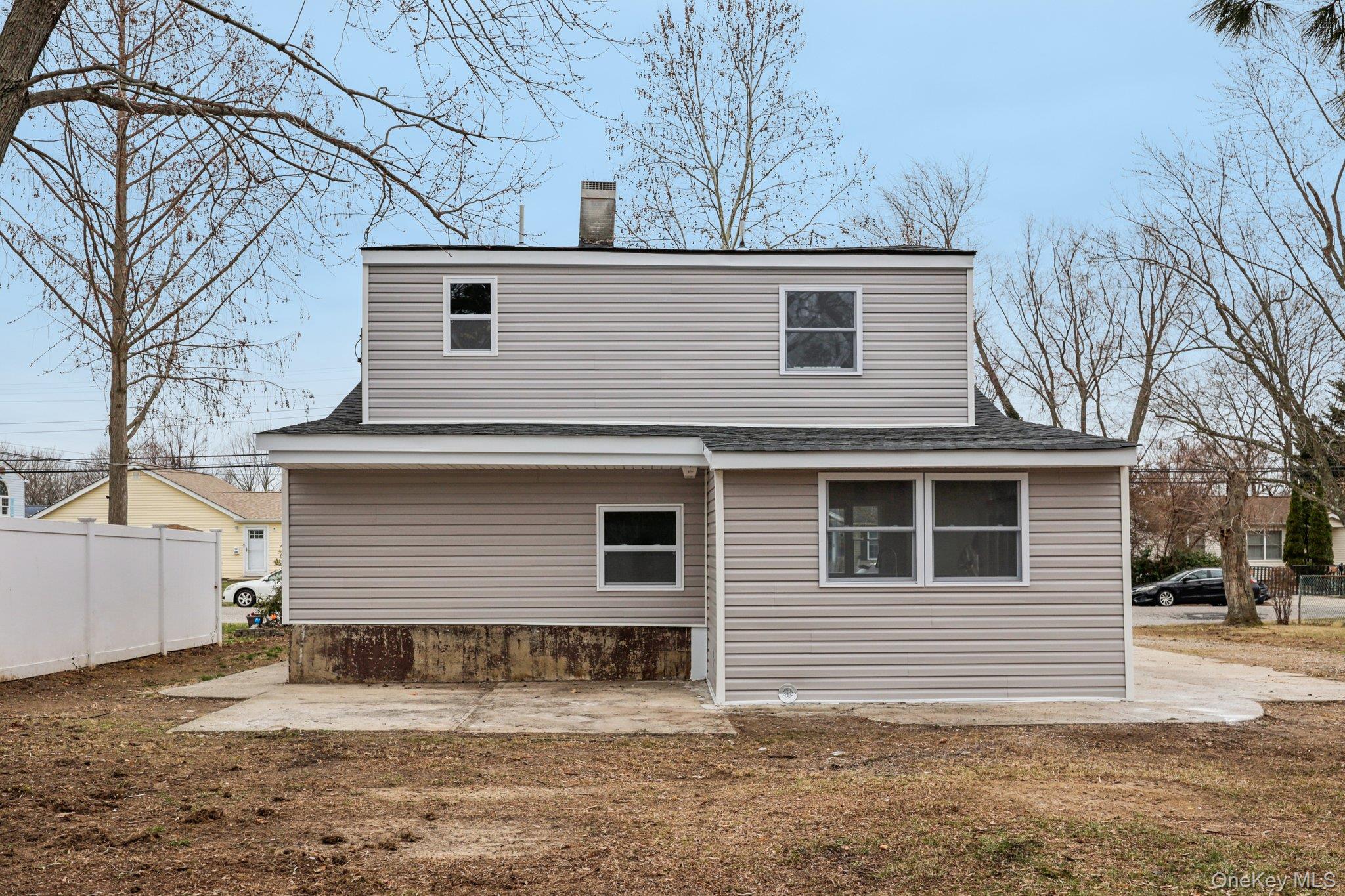 33 E Cherry Street, Central Islip, NY 11722