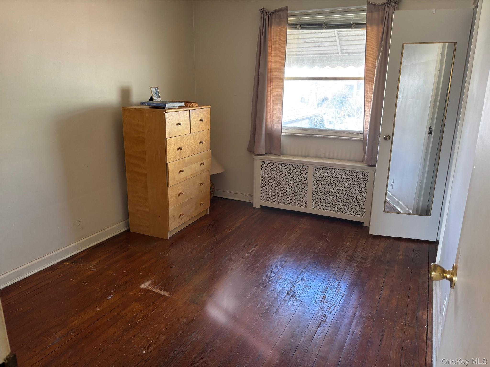 12212 6th Avenue, College Point, NY 11356