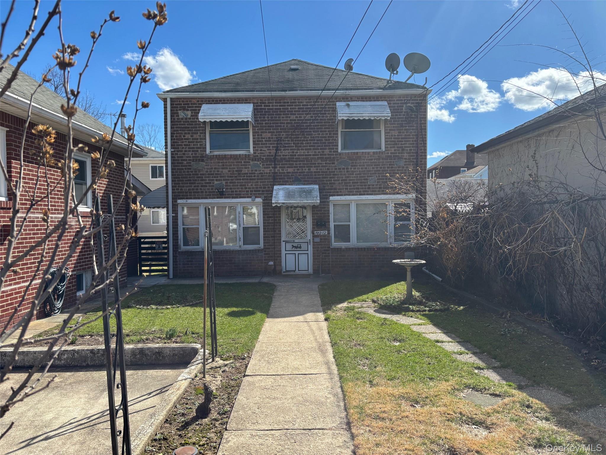 12212 6th Avenue, College Point, NY 11356