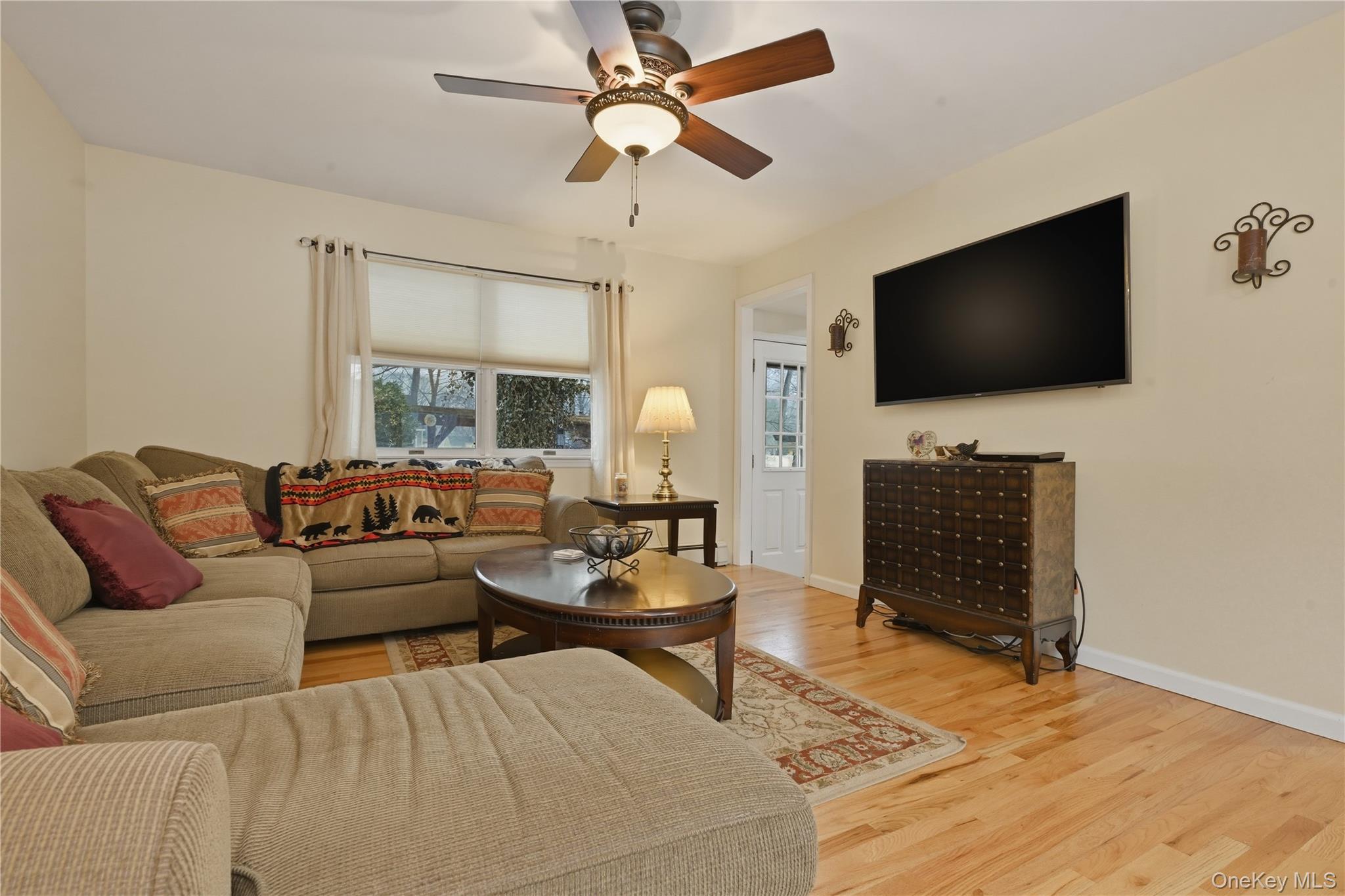 112 Noel Drive, Centereach, NY 11720