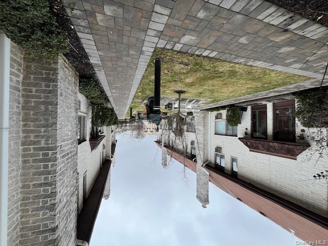 42 Sintsink Drive E # 4, Port Washington, NY 11050