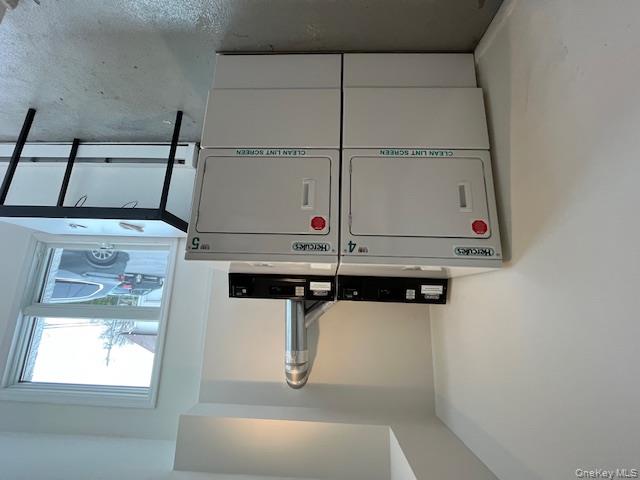 42 Sintsink Drive E # 4, Port Washington, NY 11050