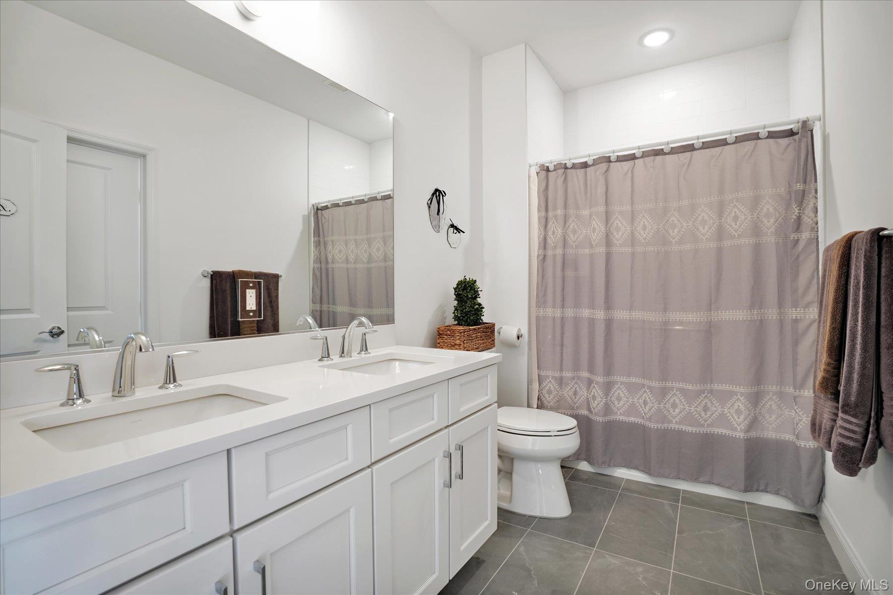 272 Silver Timber Drive, Yaphank, NY 11980