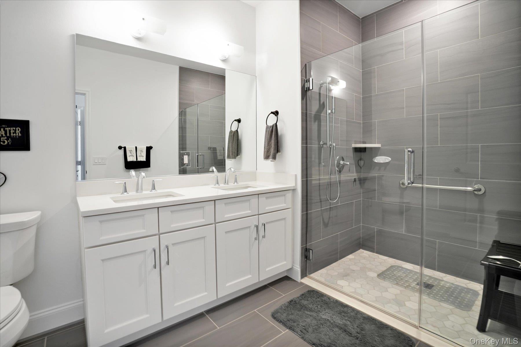 272 Silver Timber Drive, Yaphank, NY 11980