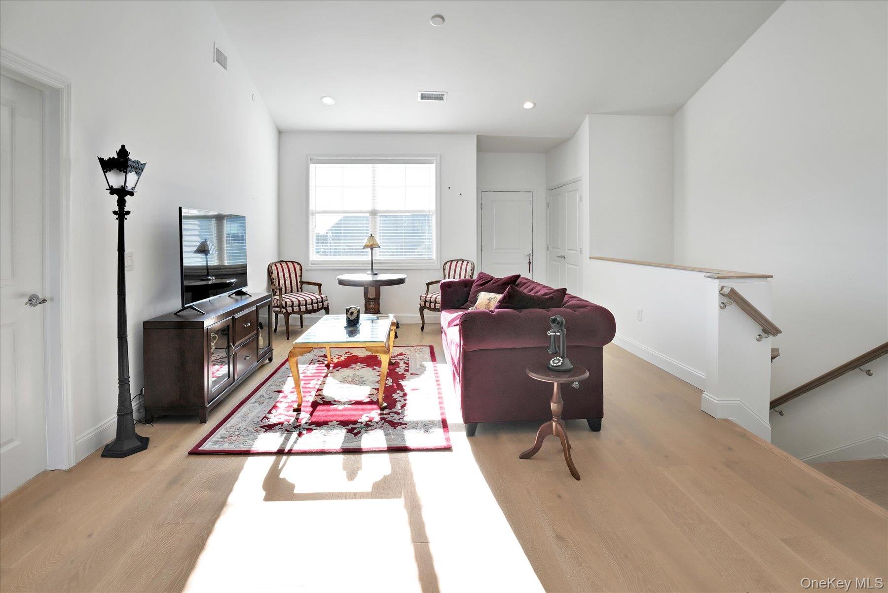 272 Silver Timber Drive, Yaphank, NY 11980