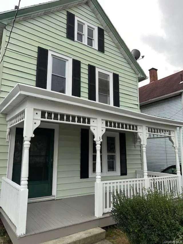 3 Allen Place, Poughkeepsie, NY 12601