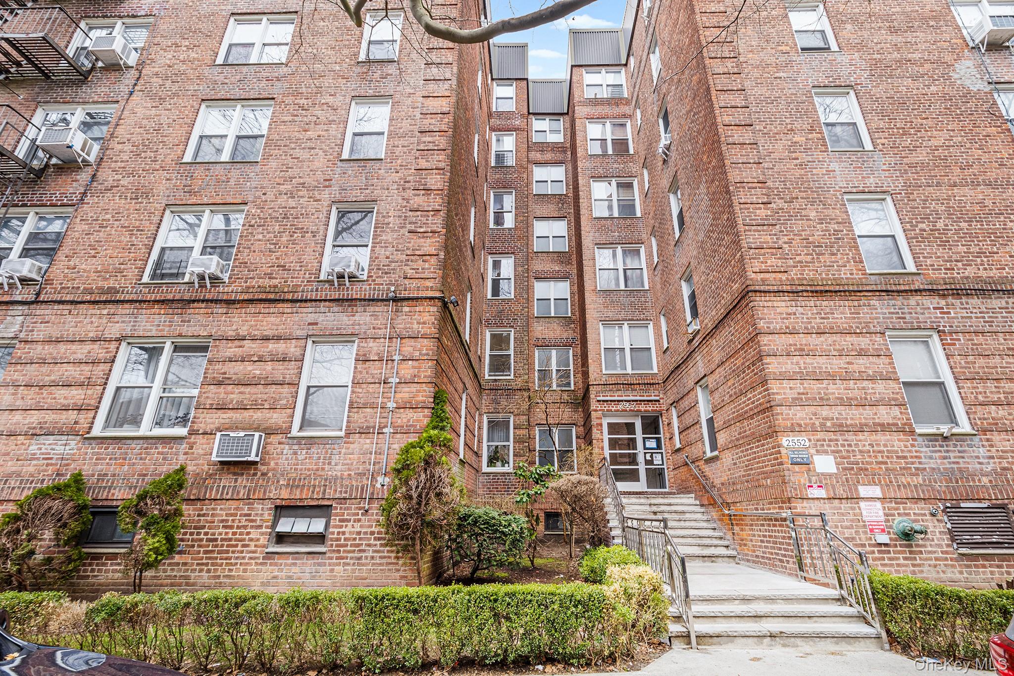 2552 E 7th Street # 2J, Brooklyn, NY 11235