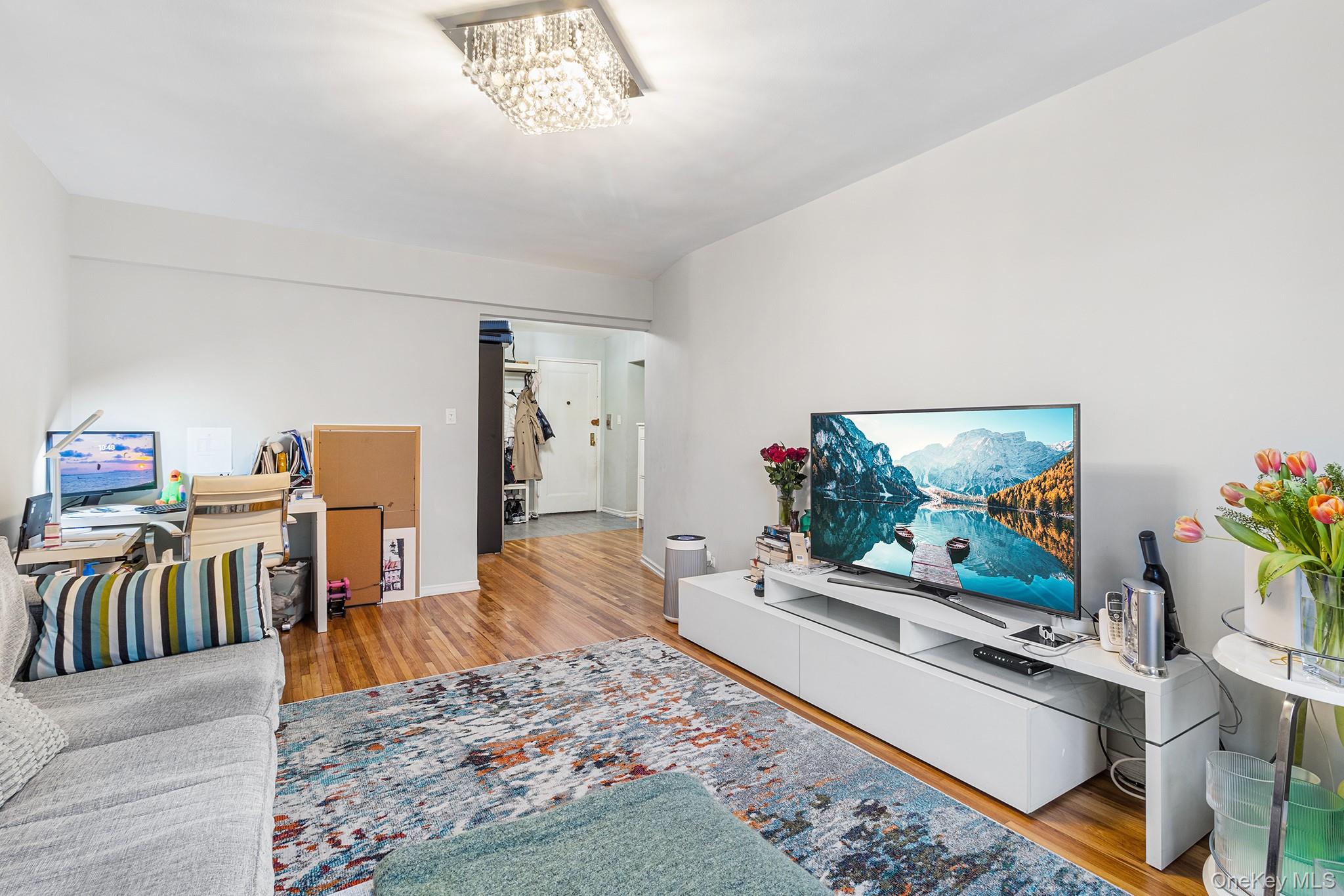 2552 E 7th Street # 2J, Brooklyn, NY 11235