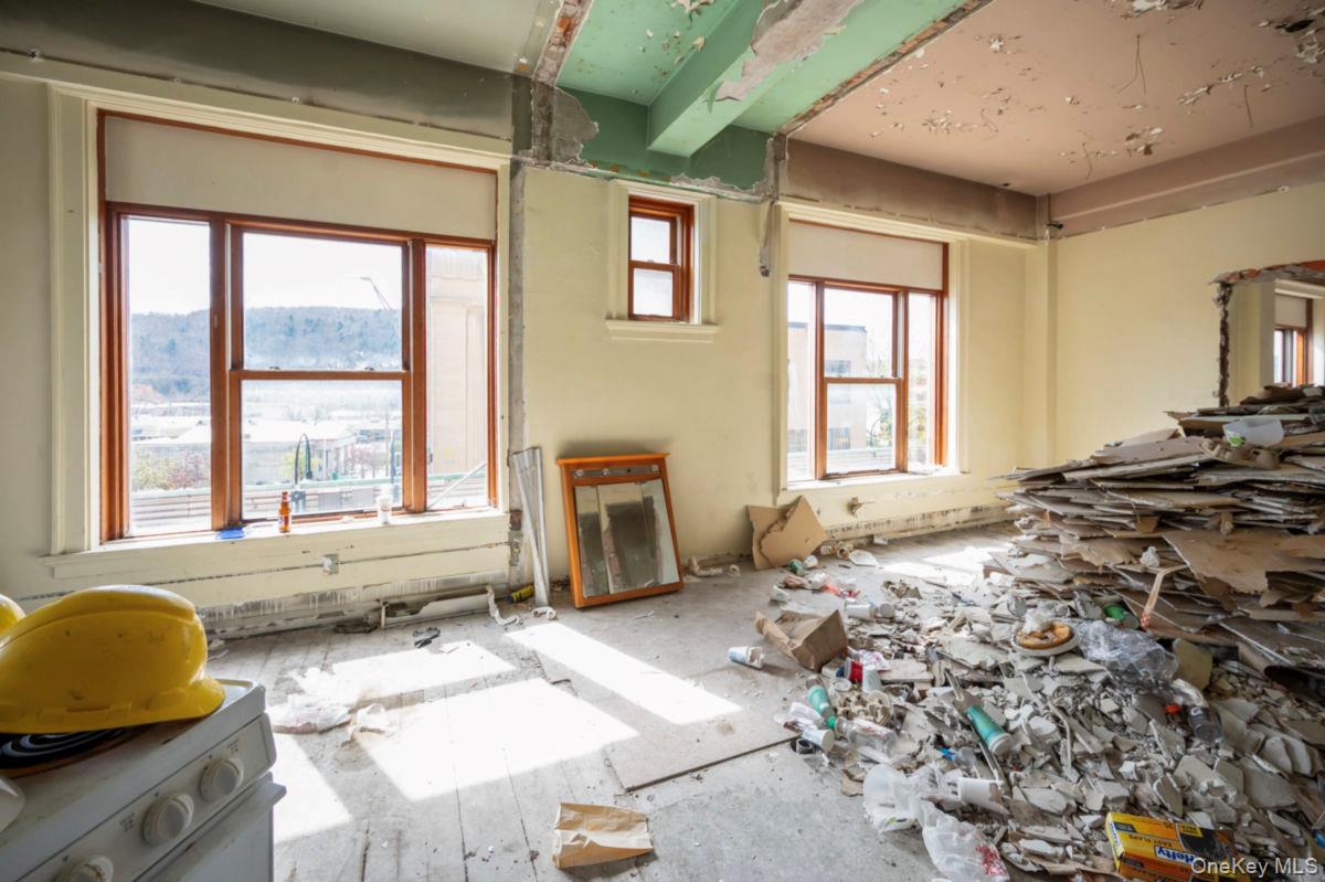 2-8 West Main Street, Call Listing Agent, NY 13365