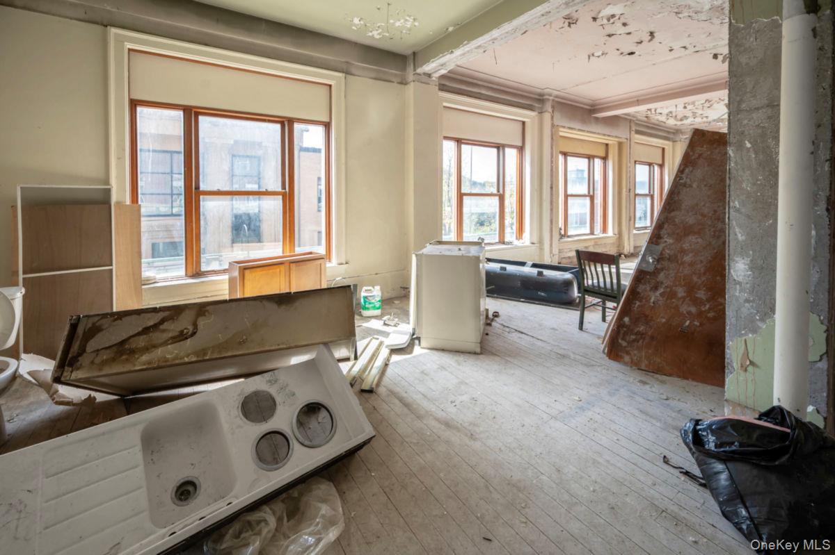 2-8 West Main Street, Call Listing Agent, NY 13365