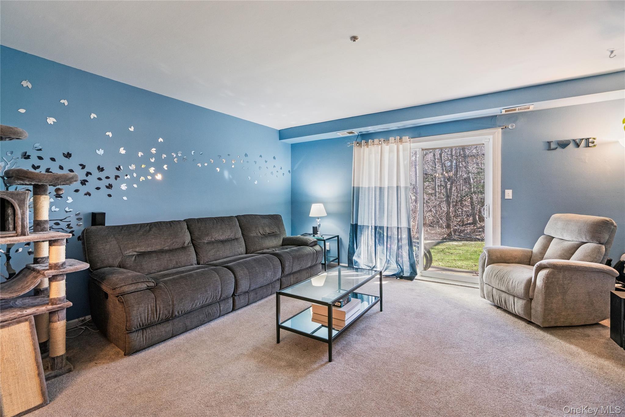 7 Maple Court # 7, Selden, NY 11784