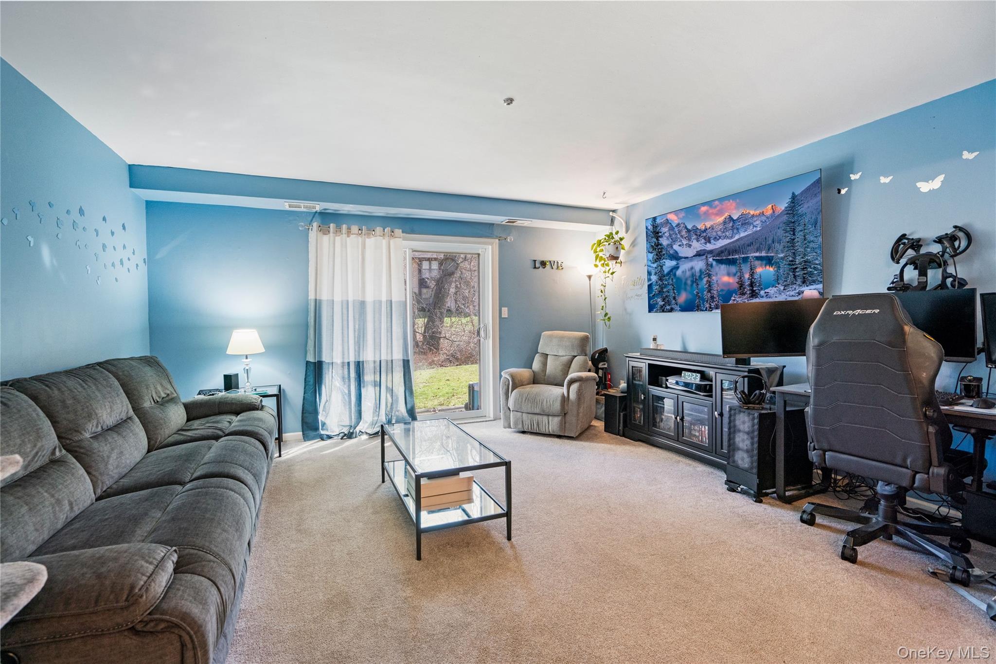 7 Maple Court # 7, Selden, NY 11784