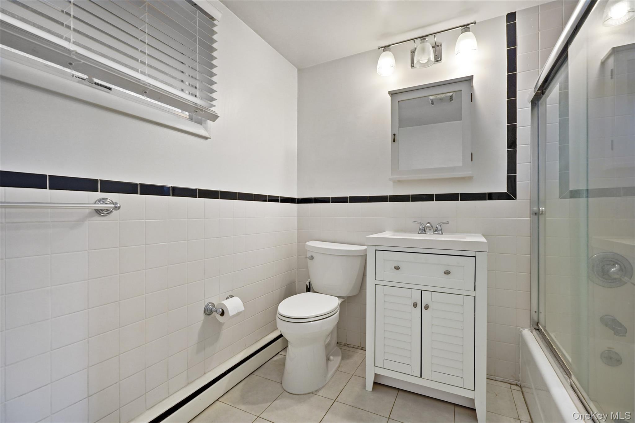 12B Flintlock Ridge Road, Katonah, NY 10536