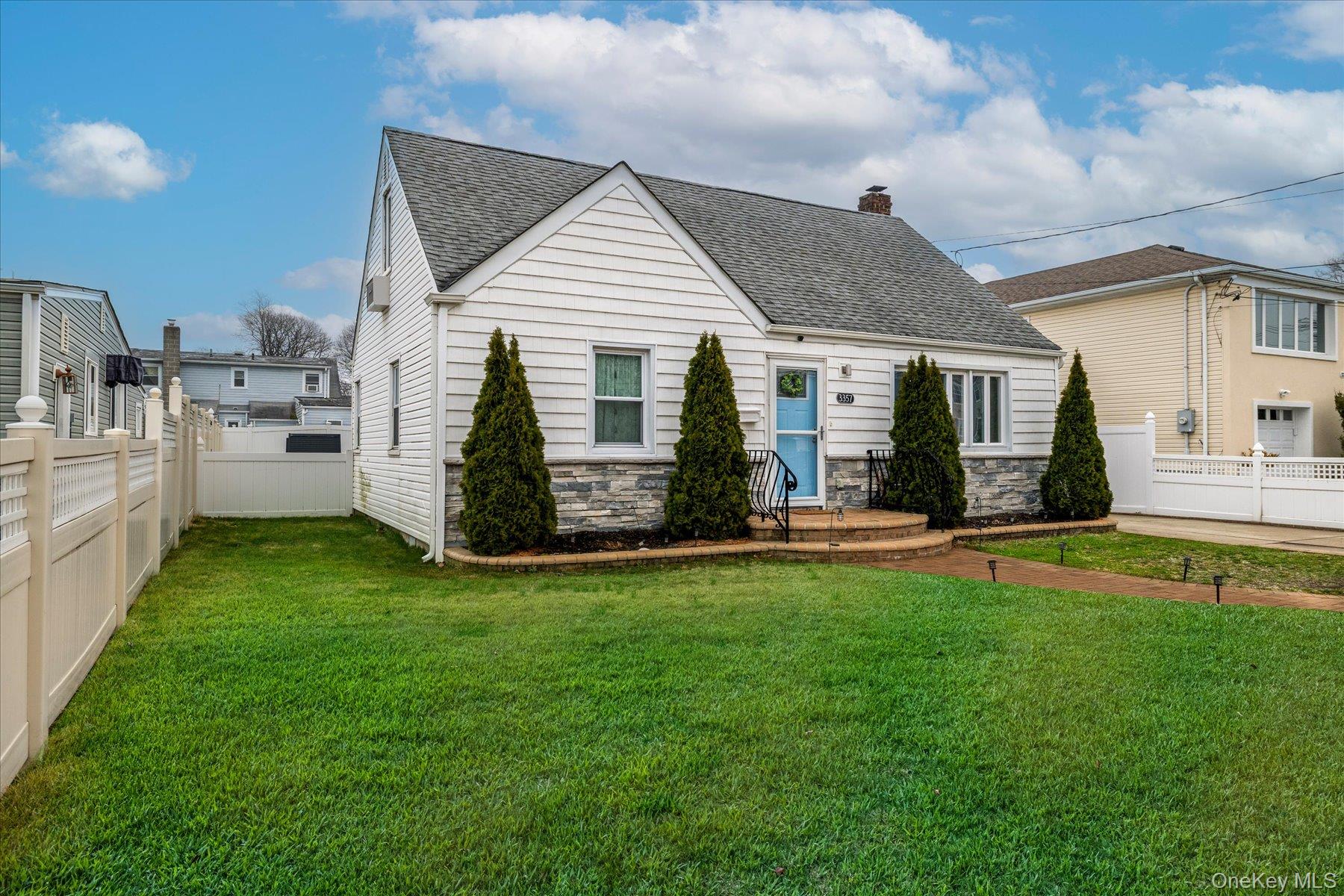 3357 4th Street, Oceanside, NY 11572