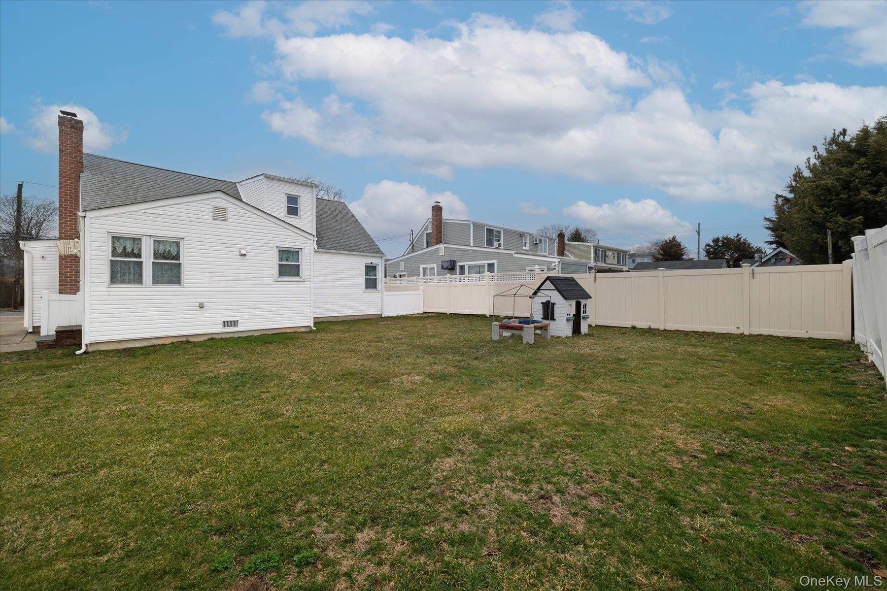 3357 4th Street, Oceanside, NY 11572