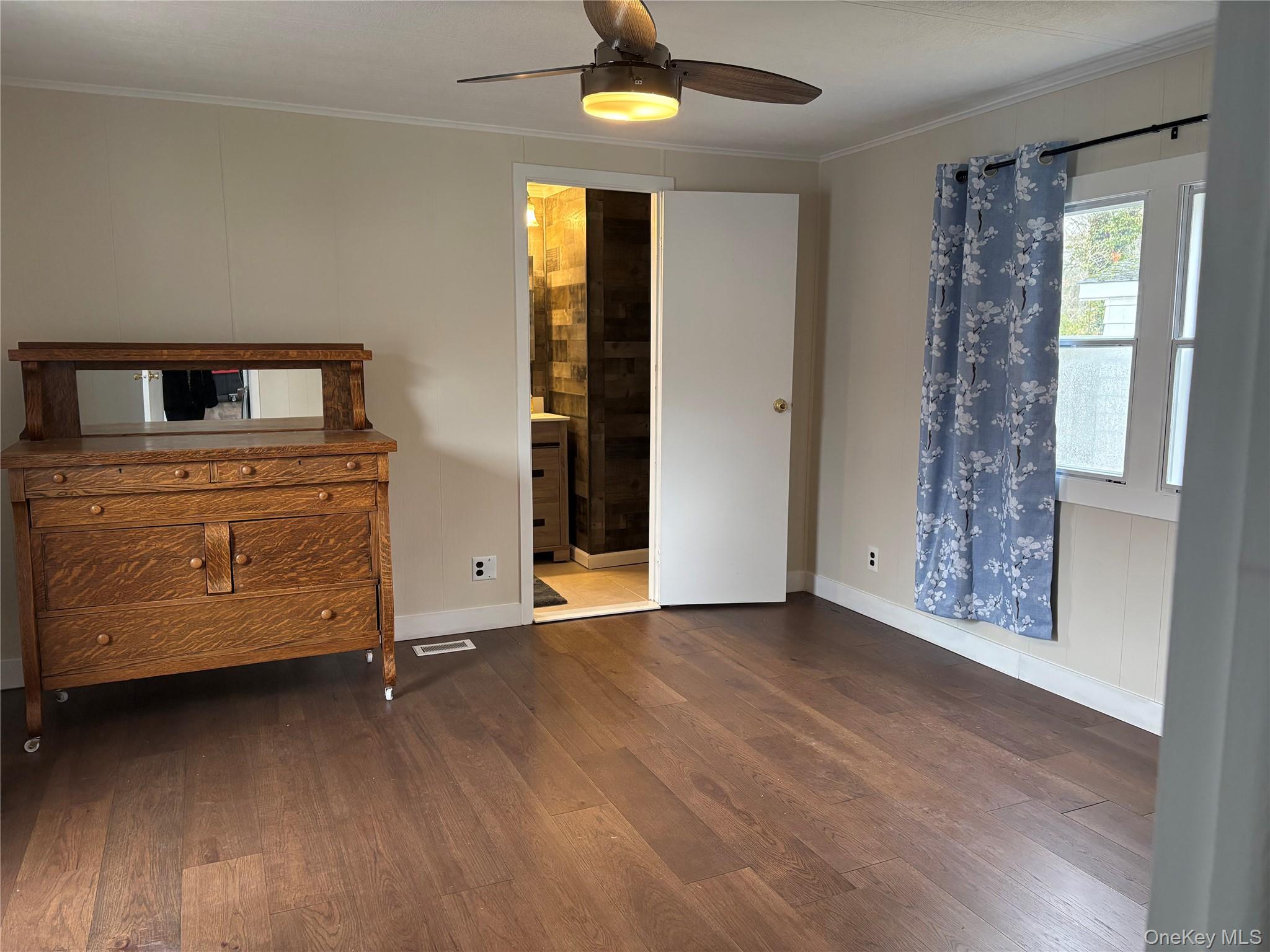 525/82 Riverleigh, Riverhead, NY 11901