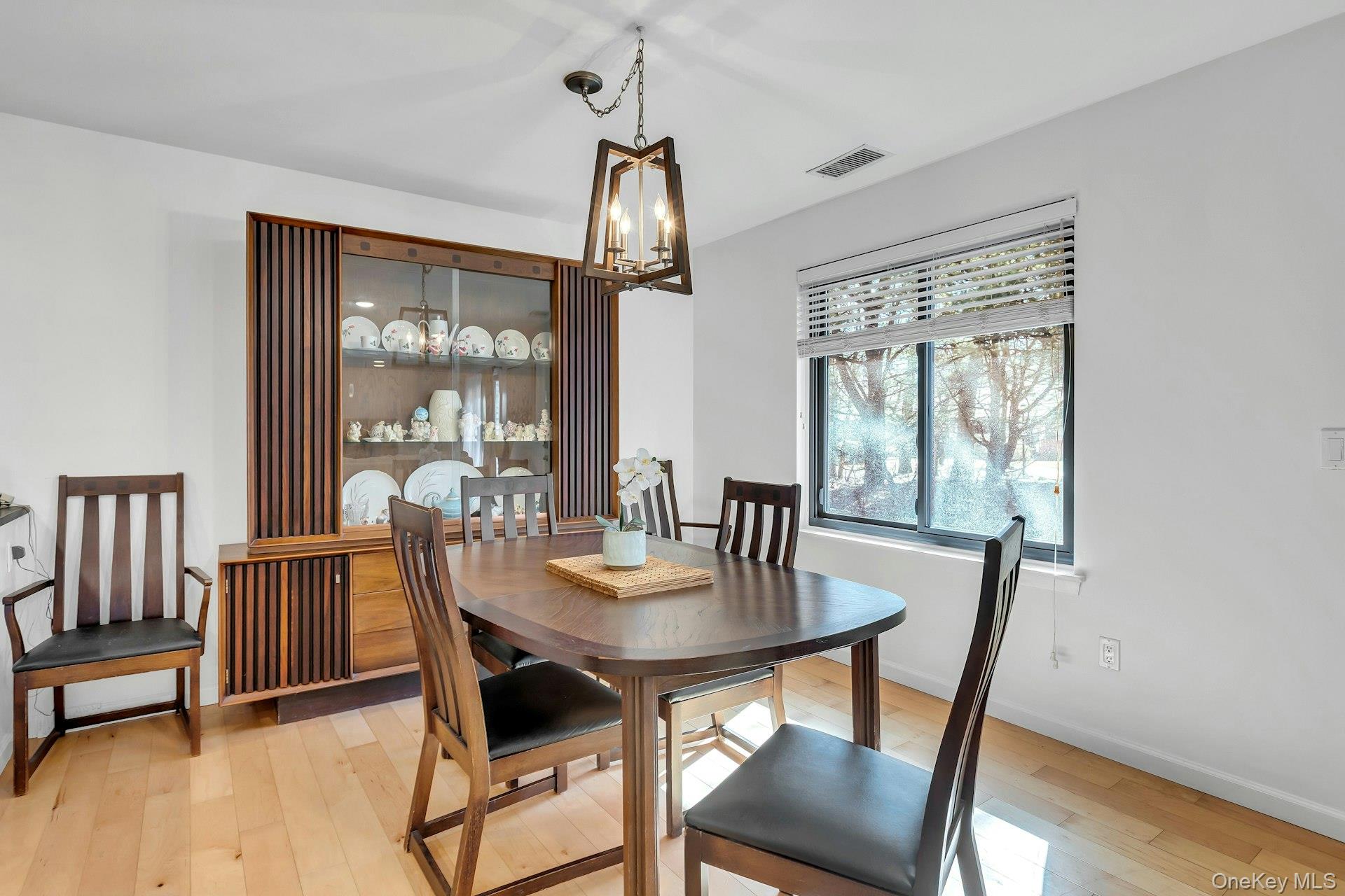 864 Skyline Drive, Coram, NY 11727