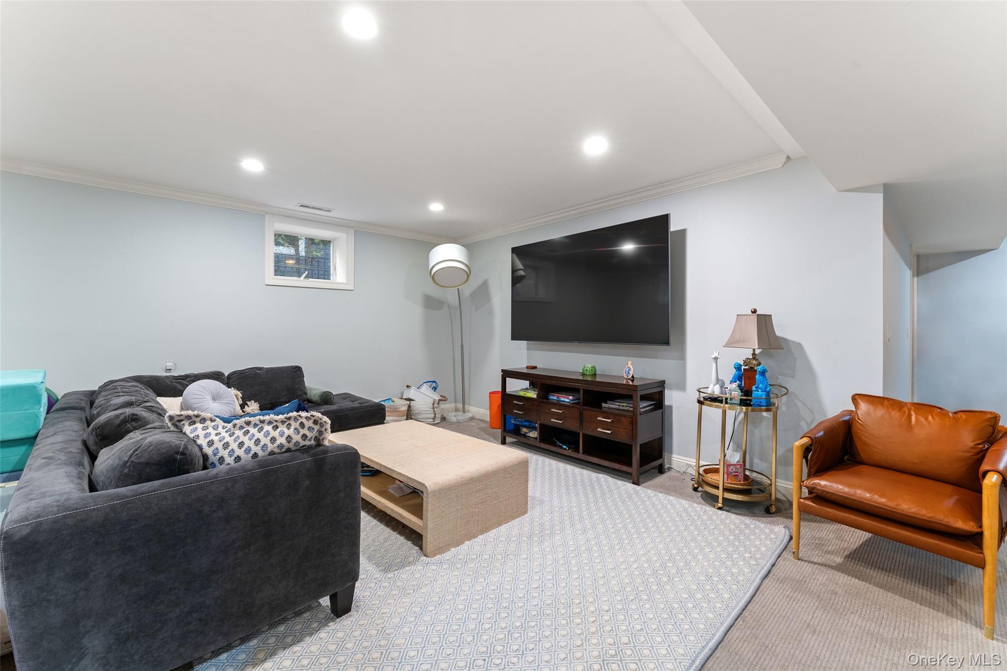 33 Wynmor Road, Scarsdale, NY 10583