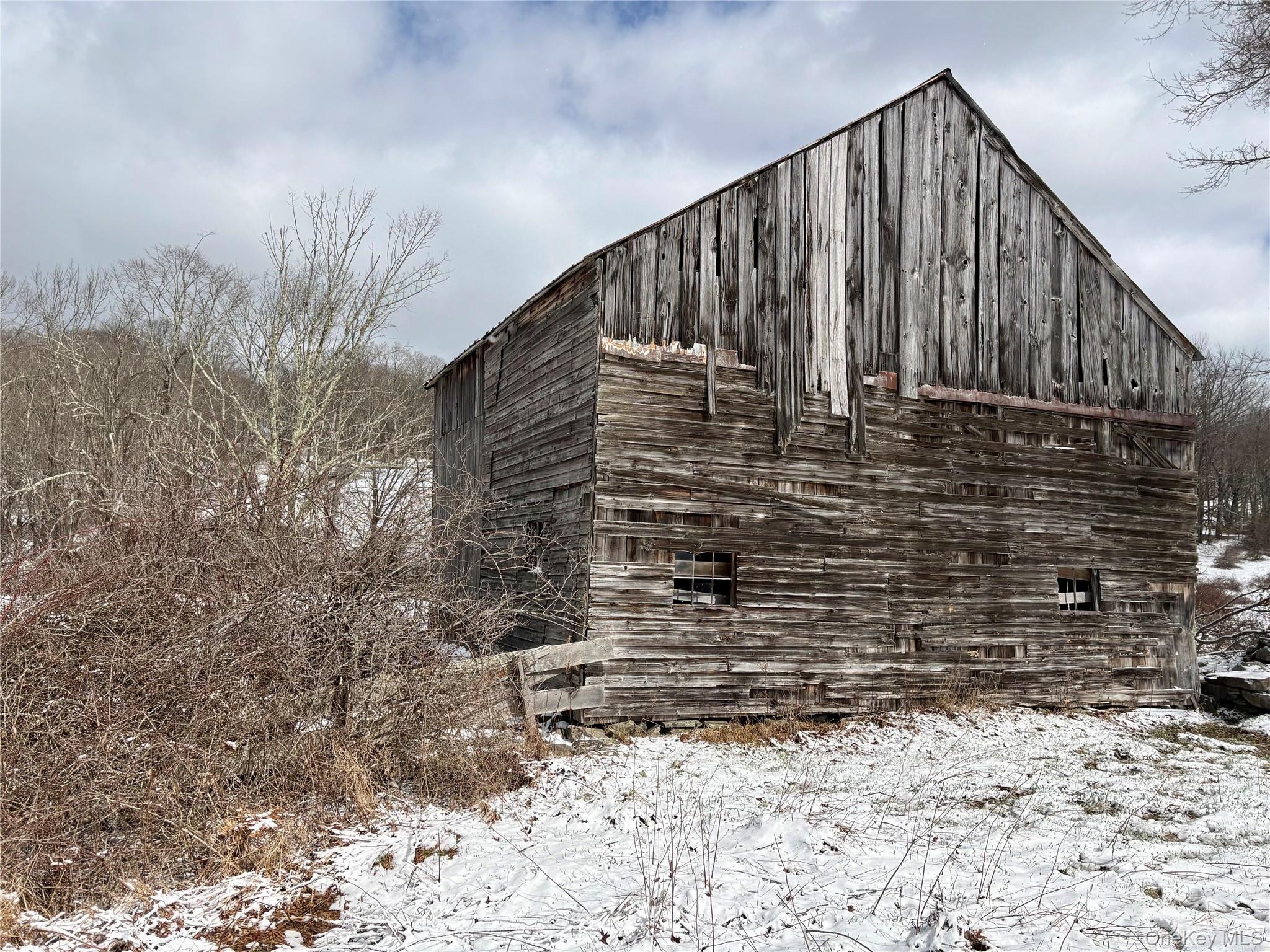 T R 28, Fremont Center, NY 12736