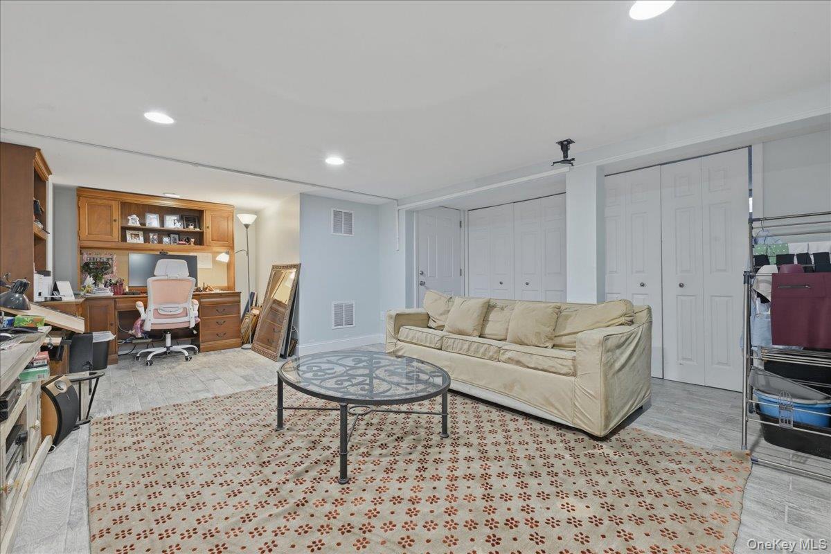 1419 Eric Lane, East Meadow, NY 11554