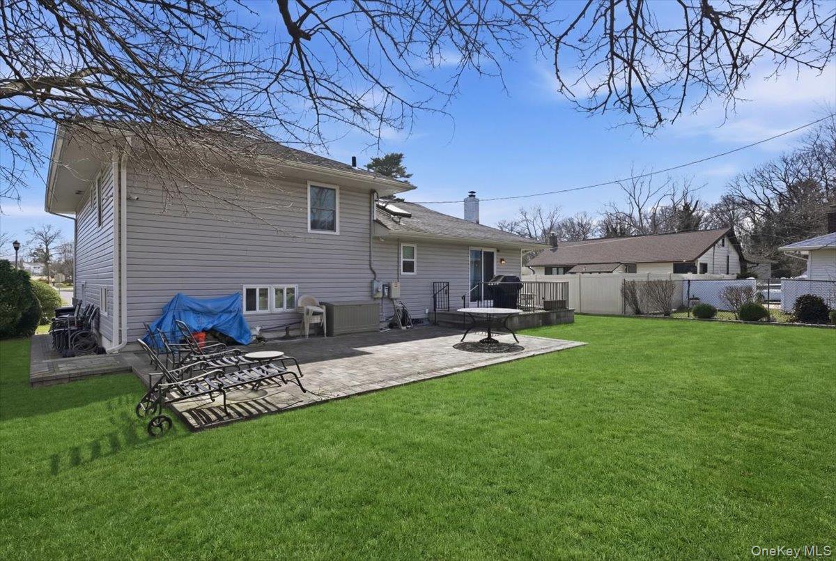 1419 Eric Lane, East Meadow, NY 11554